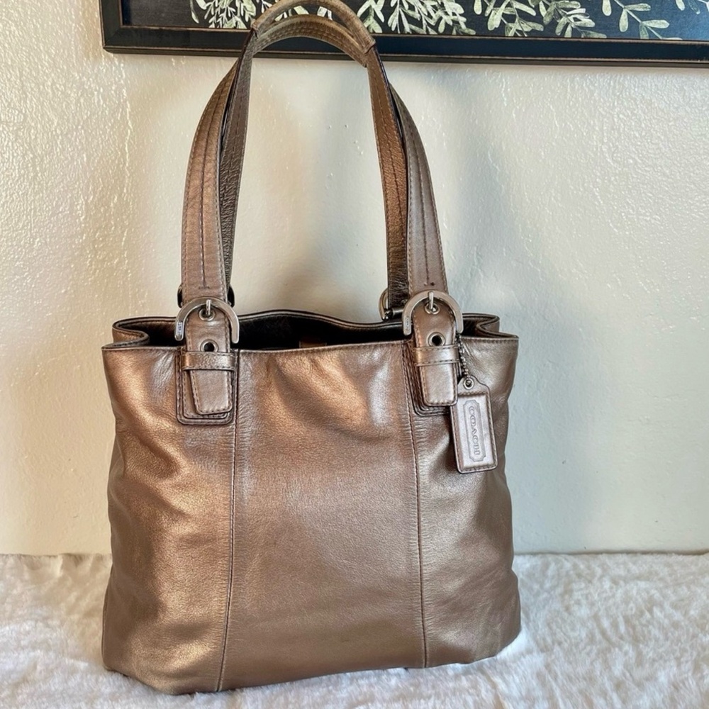 ON HOLD-Coach Metallic Bronze Leather Tote with Wristlet - Picture 2 of 16